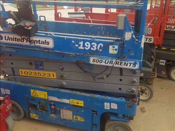 2014 Genie GS-1930 Scissor Lift
