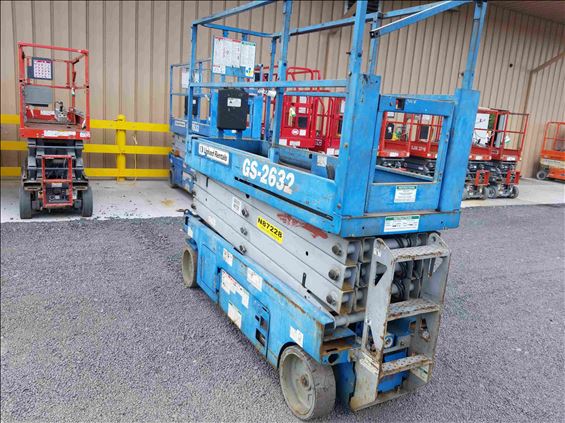 2014 Genie GS-2632 Scissor Lift