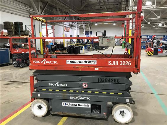 2014 Skyjack SJIII3226 Scissor Lift