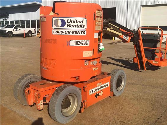 2014 JLG E300AJP Articulating Boom Lift