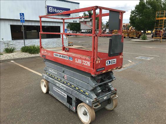 2014 Skyjack SJIII3226 Scissor Lift
