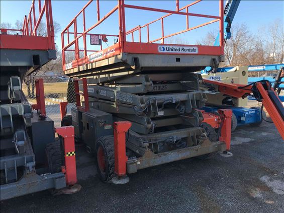 2013 Skyjack SJ9250RT Scissor Lift