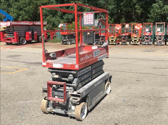 2014 Skyjack SJIII3219 Scissor Lift