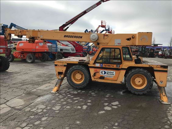 2007 Broderson IC-200-3F