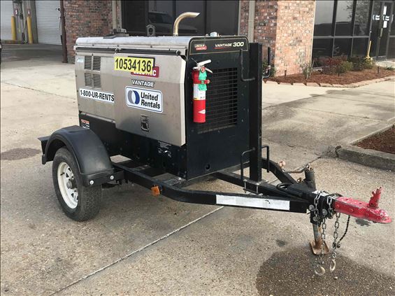 2016 Lincoln Electric Vantage 300 Welder