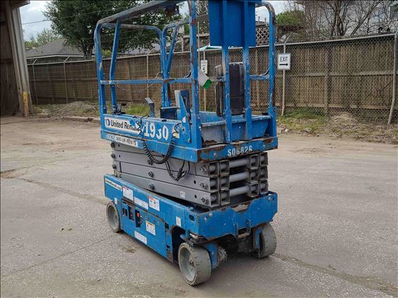 2014 Genie GS-1930 Scissor Lift