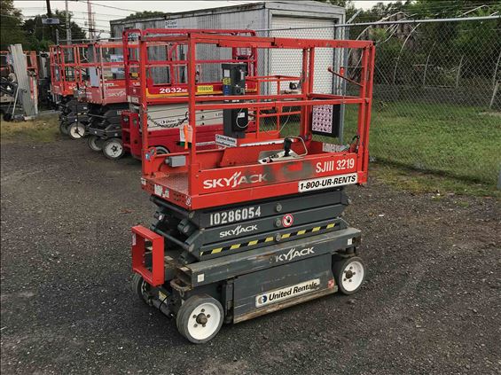 2014 Skyjack SJIII3219 Scissor Lift