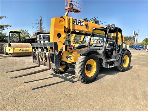 2014 JCB 506-36 Rough Terrain Forklift