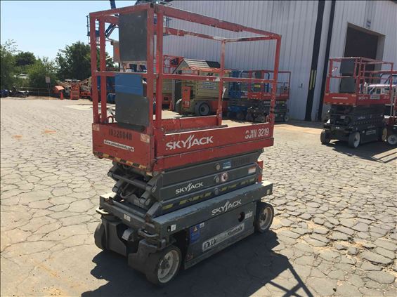 2014 Skyjack SJIII3219 Scissor Lift