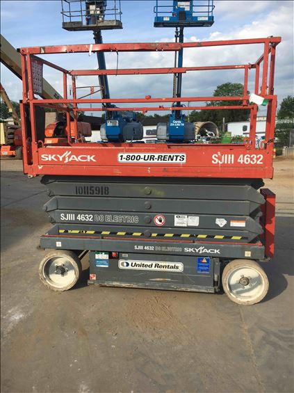 2013 Skyjack SJIII4632 Scissor Lift