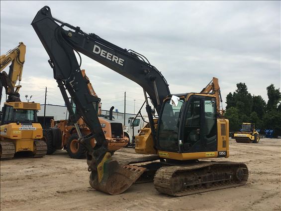2018 John Deere 135G Excavator