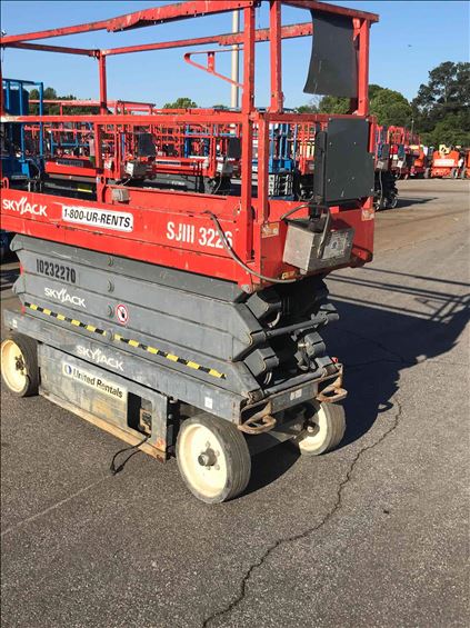 2014 Skyjack SJIII3226 Scissor Lift