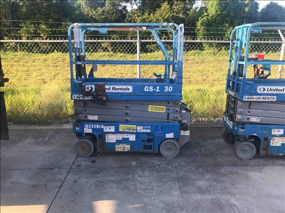 2014 Genie GS-1930 Scissor Lift