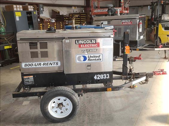 2017 Lincoln Electric VANTAGE 500 Welder