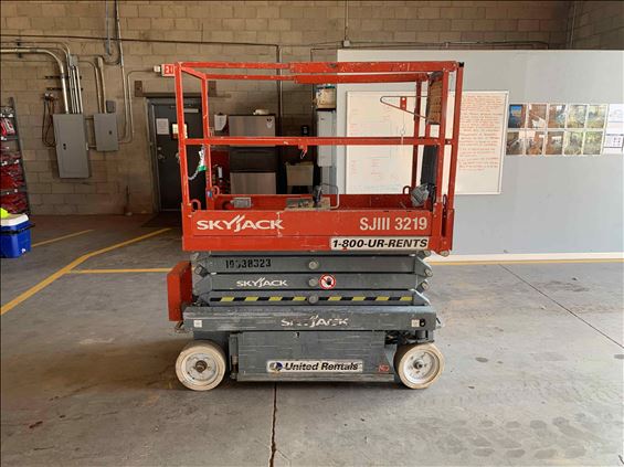 2015 Skyjack SJIII3219 Scissor Lift