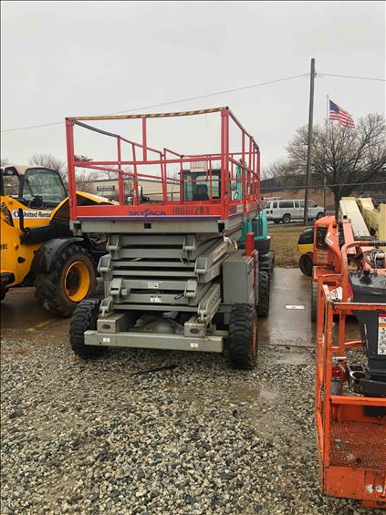 2012 Skyjack SJ8841RT Scissor Lift