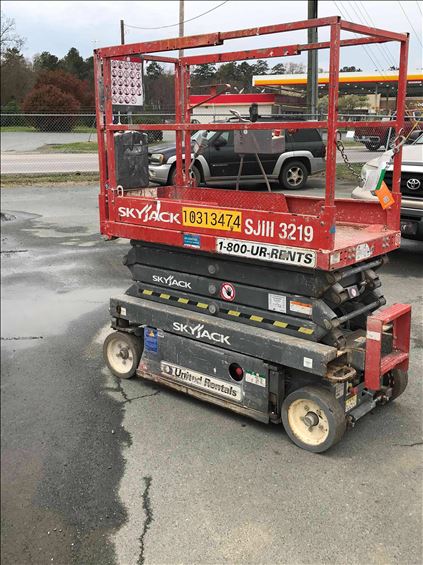 2014 Skyjack SJIII3219 Scissor Lift