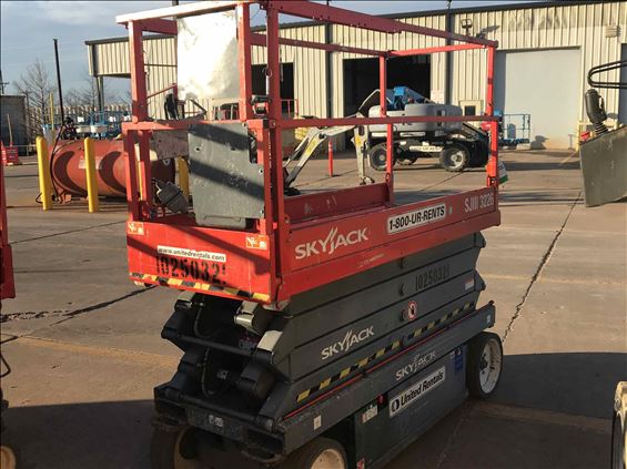 2014 Skyjack SJIII3226 Scissor Lift