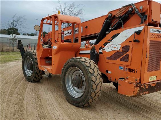 2013 SKYTRAK 10054 Rough Terrain Forklift