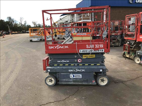 2014 Skyjack SJIII3219 Scissor Lift