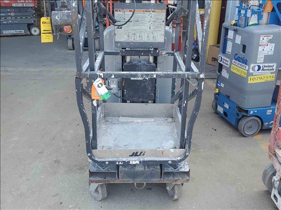2014 JLG 20MVL Vertical Lift