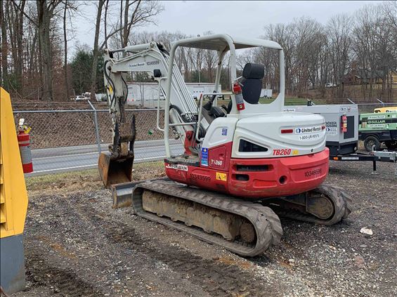 2015 Takeuchi TB260 Mini-Excavator