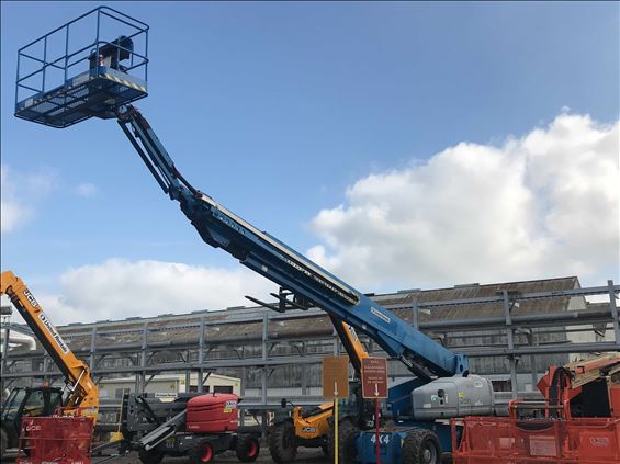 2012 Genie S-125 Boom Lift