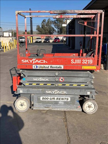 2015 Skyjack SJIII3219 Scissor Lift