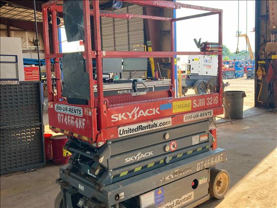 2015 Skyjack SJIII3219 Scissor Lift