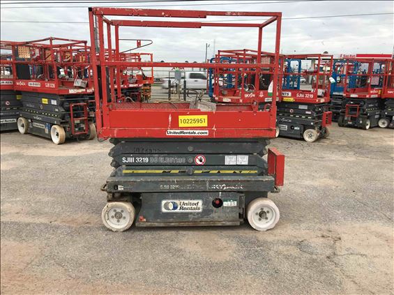 2014 Skyjack SJIII3219 Scissor Lift