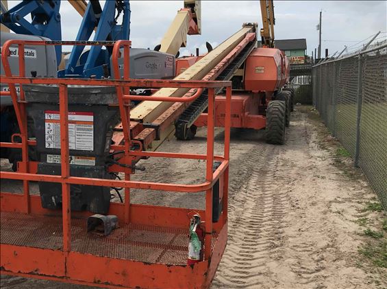 2012 JLG 800S Boom Lift