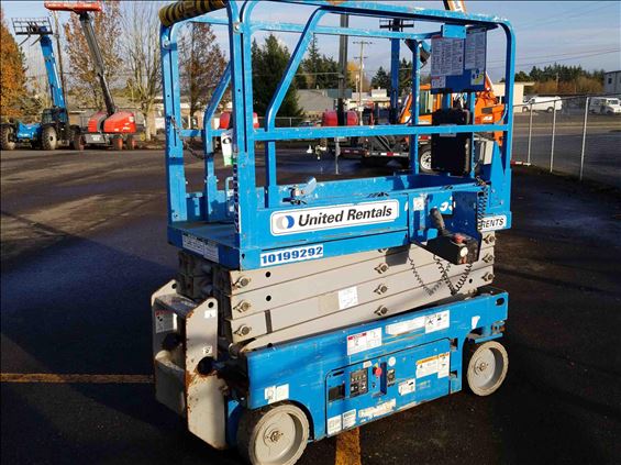 2013 Genie GS-1930 Scissor Lift