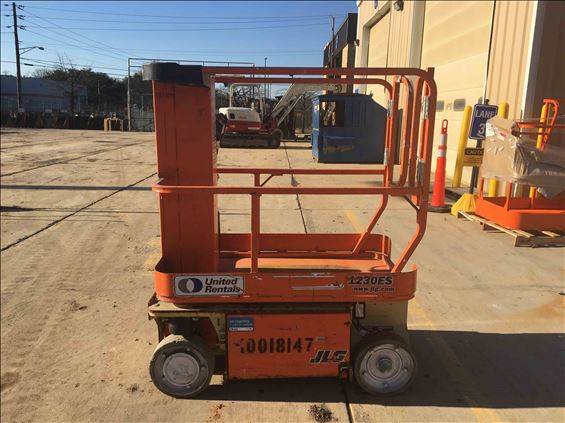 2012 JLG 1230ES Scissor Lift