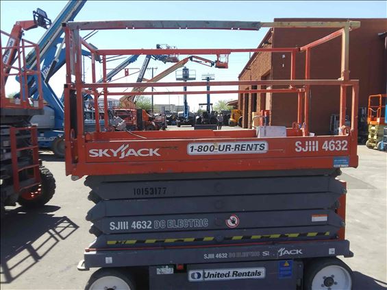 2013 Skyjack SJIII4632 Scissor Lift