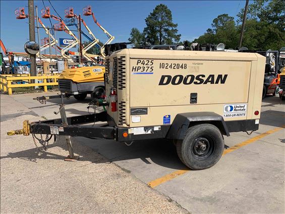 2014 Doosan P425/HP375WCUT4 Air Compressor