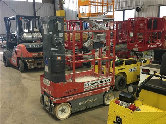 2013 Skyjack SJ16 Scissor Lift
