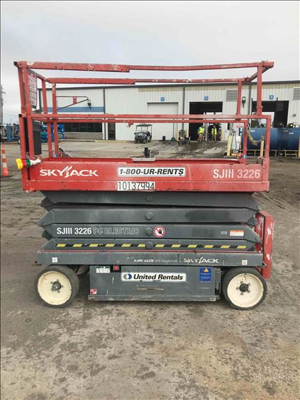 2013 Skyjack SJIII3226 Scissor Lift