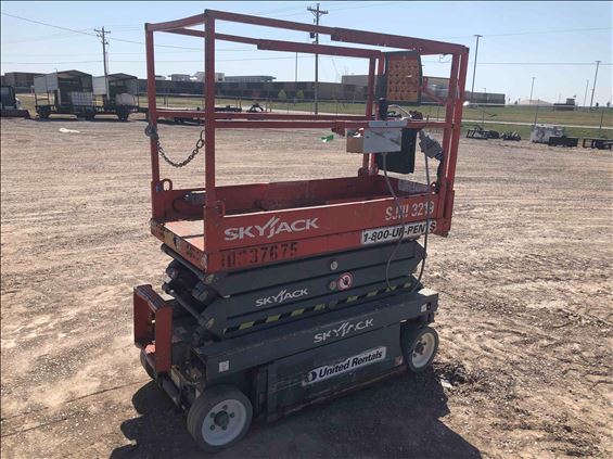 2015 Skyjack SJIII3219 Scissor Lift