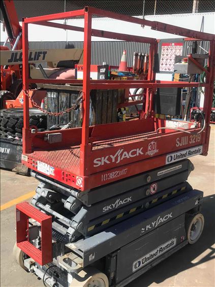 2015 Skyjack SJIII3219 Scissor Lift