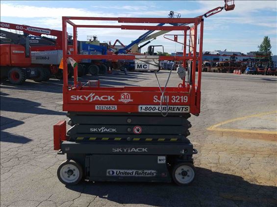 2015 Skyjack SJIII3219 Scissor Lift