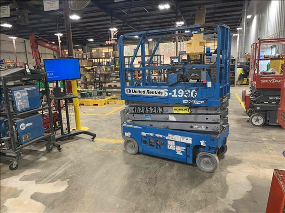 2014 Genie GS-1930 Scissor Lift
