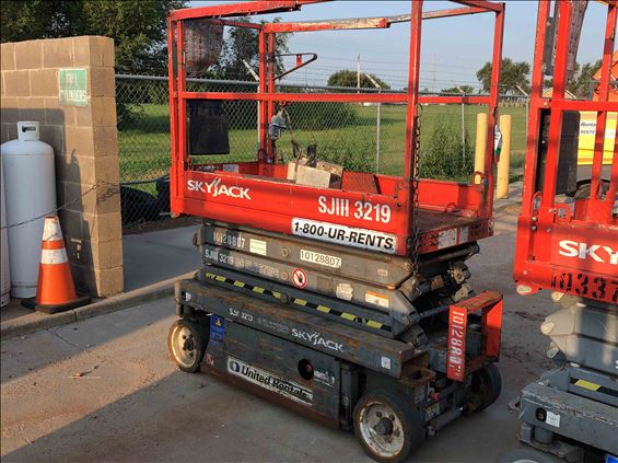 2013 Skyjack SJIII3219 Scissor Lift