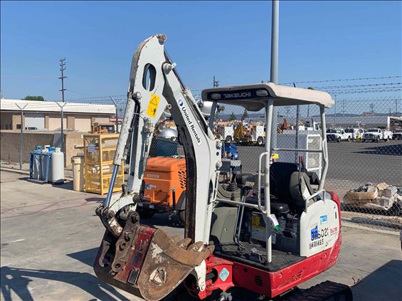 2016 Takeuchi TB216 Mini-Excavator