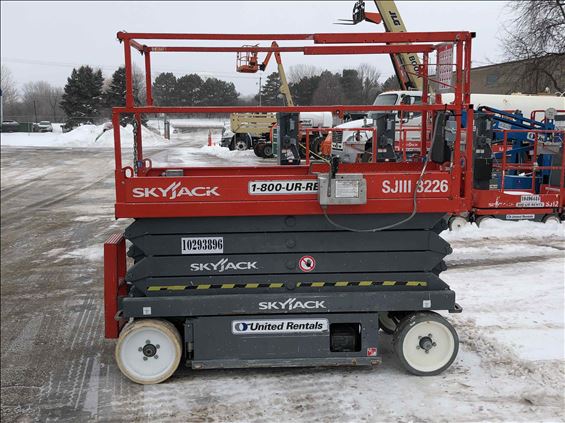 2014 Skyjack SJIII3226 Scissor Lift