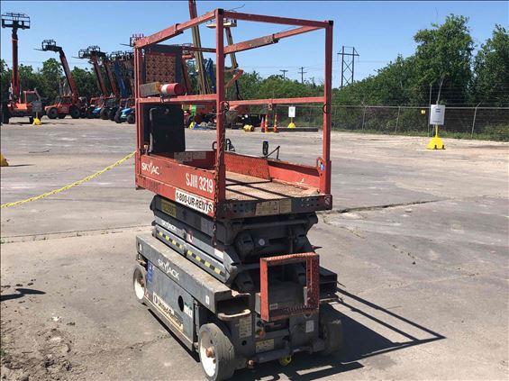 2014 Skyjack SJIII3219 Scissor Lift