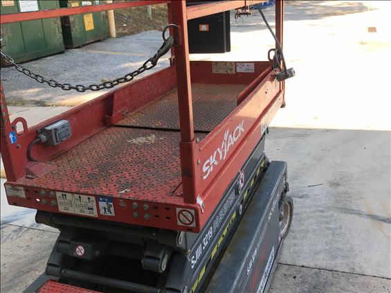 2013 Skyjack SJIII3219 Scissor Lift