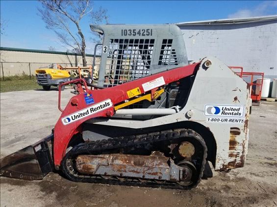 2015 Takeuchi TL8W