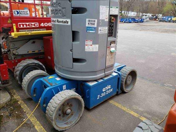 2013 Genie Z-30/20N RJ Boom Lift