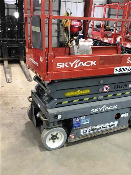 2015 Skyjack SJIII3219 Scissor Lift