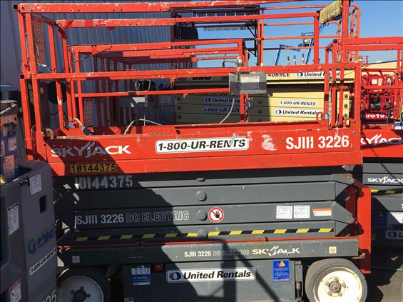 2013 Skyjack SJIII3226 Scissor Lift